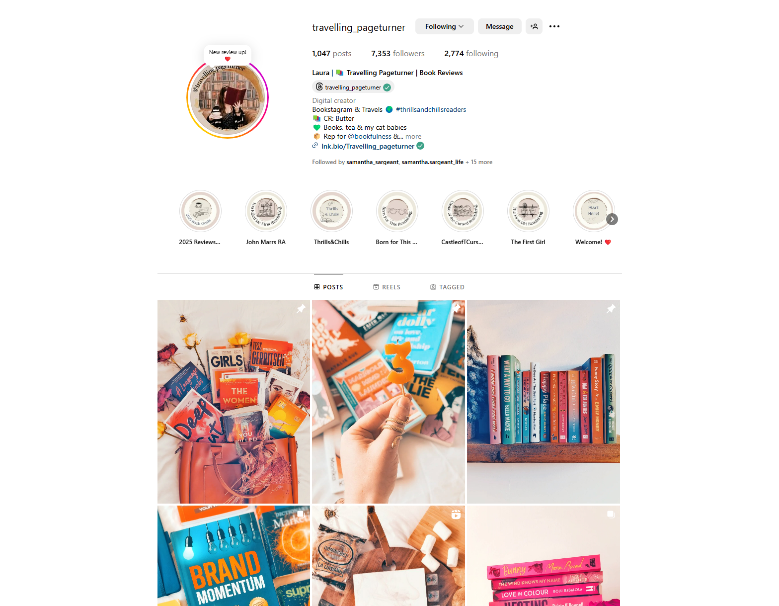 Travelling Pageturner Bookstagram Page